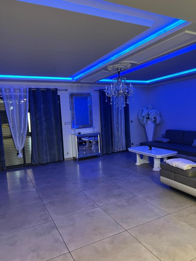 Maison Avec Picine Perpignan Ngoại thất bức ảnh