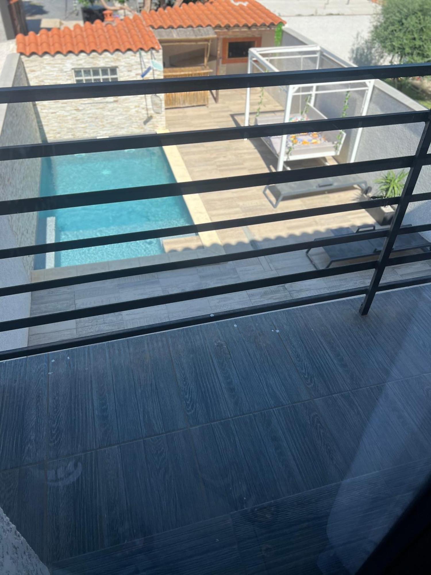 Maison Avec Picine Perpignan Ngoại thất bức ảnh